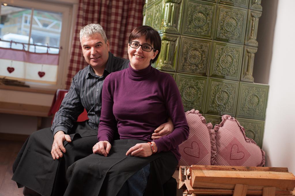 Garnì Aurora Bed&Breakfast Soraga Esterno foto